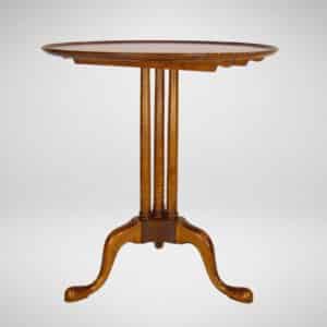 Four Column Candlestand