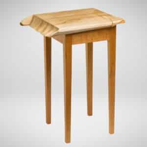Tapered Leg Windy Table